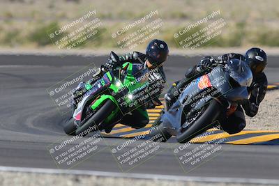 media/Nov-06-2022-SoCal Trackdays (Sun) [[208d2ccc26]]/Turn 11 (10am)/